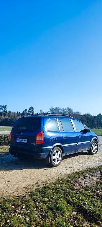 Gebraucht Opel Zafira 125 PS (91 kW) 2001 Blau Van / Kleinbus