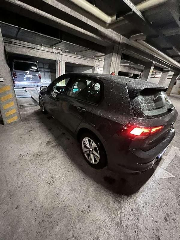 Gebraucht VW Golf VIII R 116 PS (85 kW) 2023 Grau Limousine