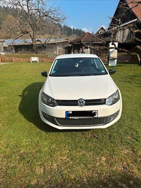 Gebraucht VW Polo Style 69 PS (50 kW) 2011 Weiß Kleinwagen