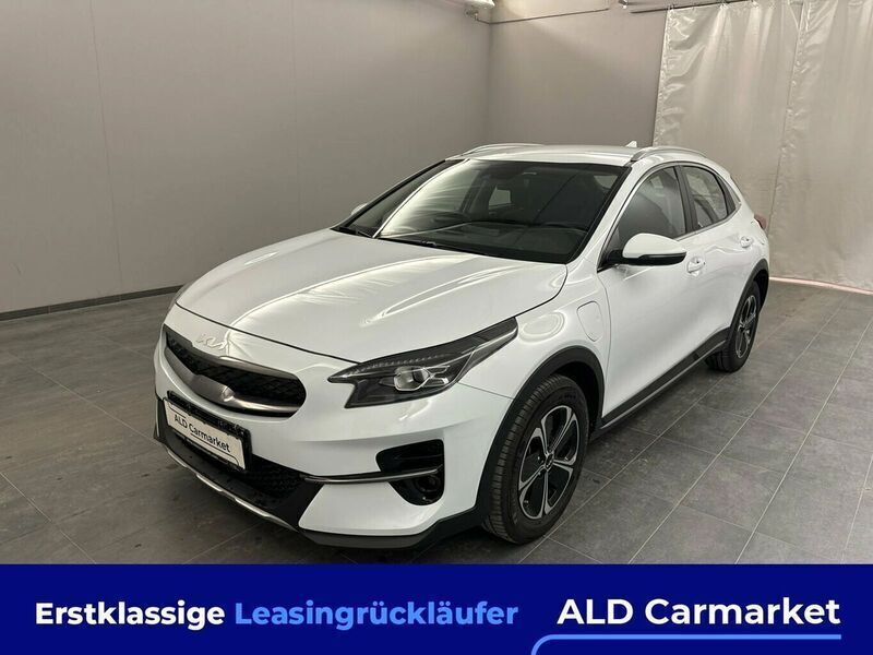 Weiss Gebraucht 2022 Kia XCeed Vision SUV | 23.489 € (Fairer Preis) - Bild 1/4