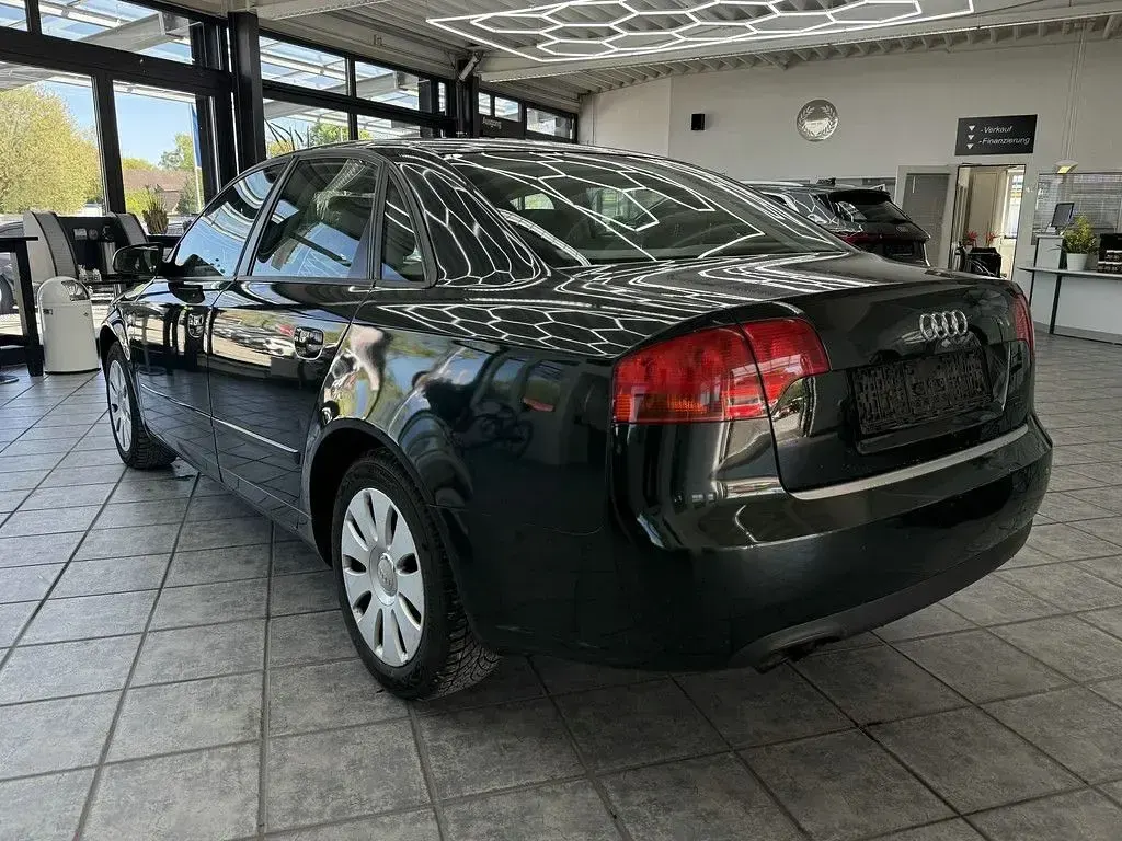 Gebraucht Audi A4 140 PS (102 kW) 2007 Tiefgrãœn perleffekt Limousine