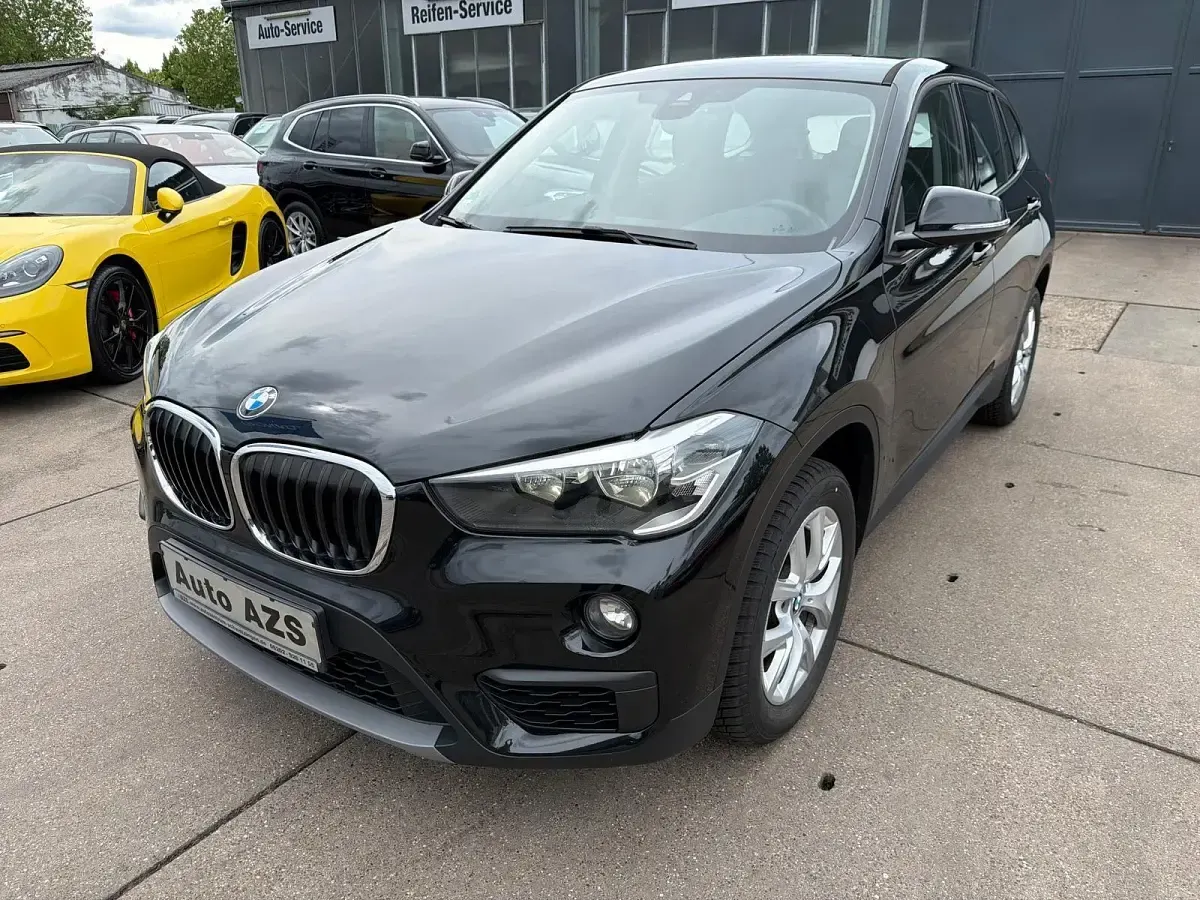Gebraucht BMW X1 Advantage 140 PS (102 kW) 2019 Schwarz SUV