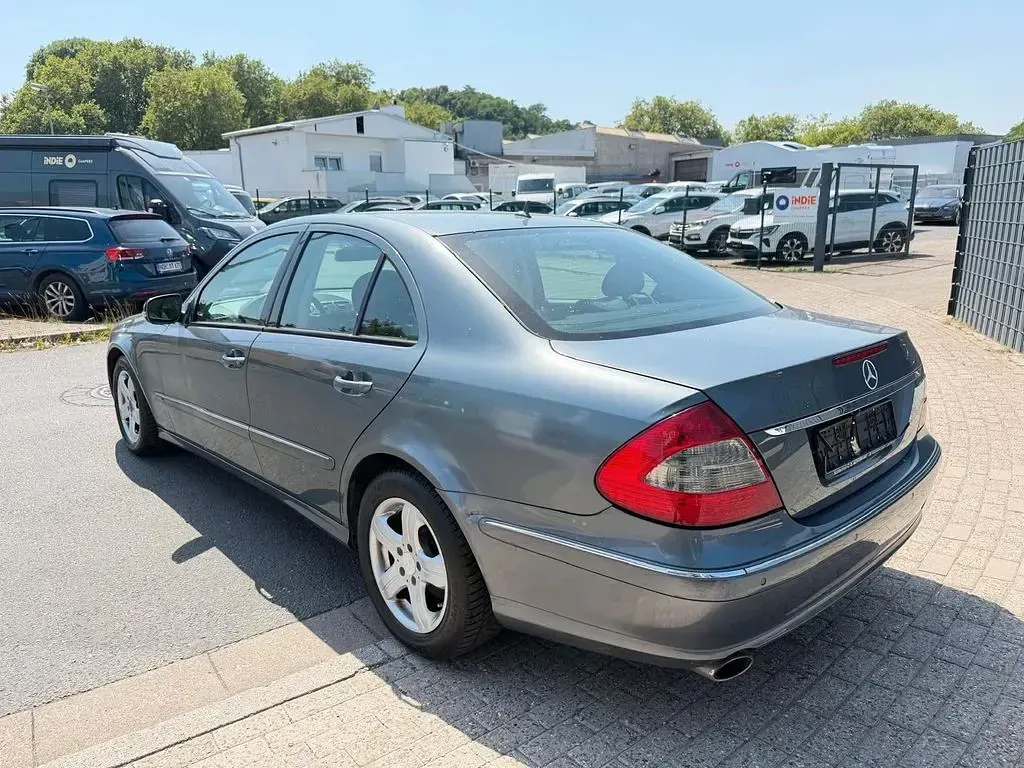 Gebraucht Mercedes E280 231 PS (169 kW) 2008 Grau Limousine