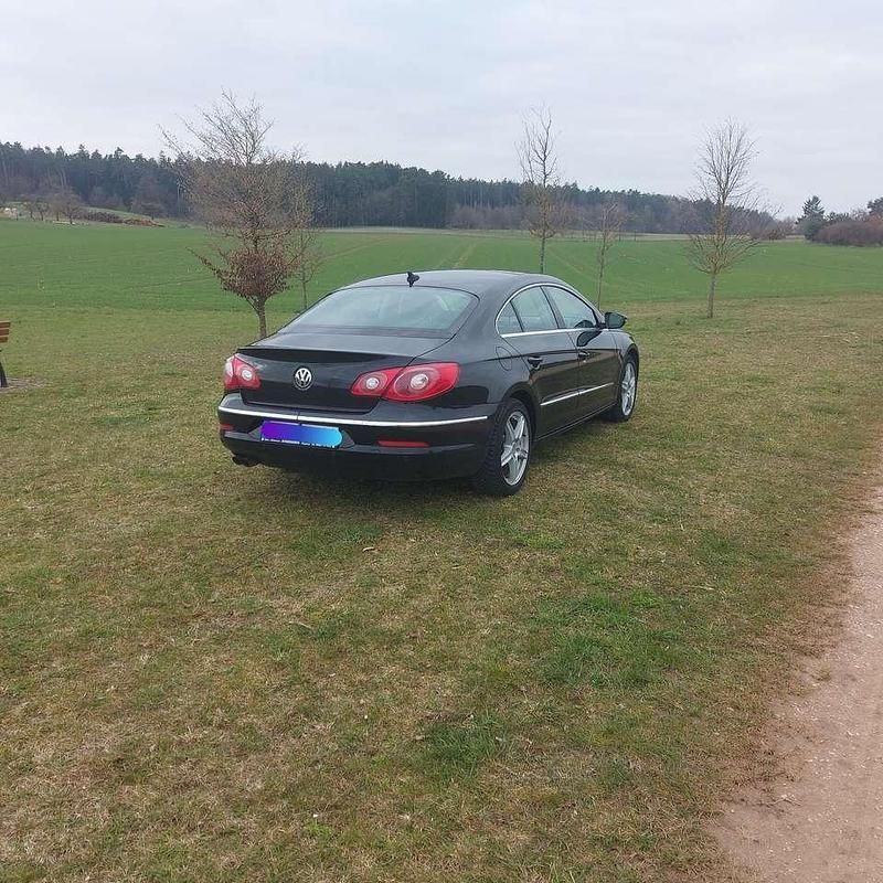 Gebraucht VW Passat 140 PS (102 kW) 2010 Schwarz Coupé