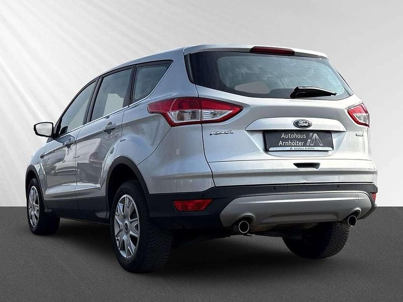 Usado Ford Kuga Trend 150 HP (110 kW) 2013 Prateado SUV