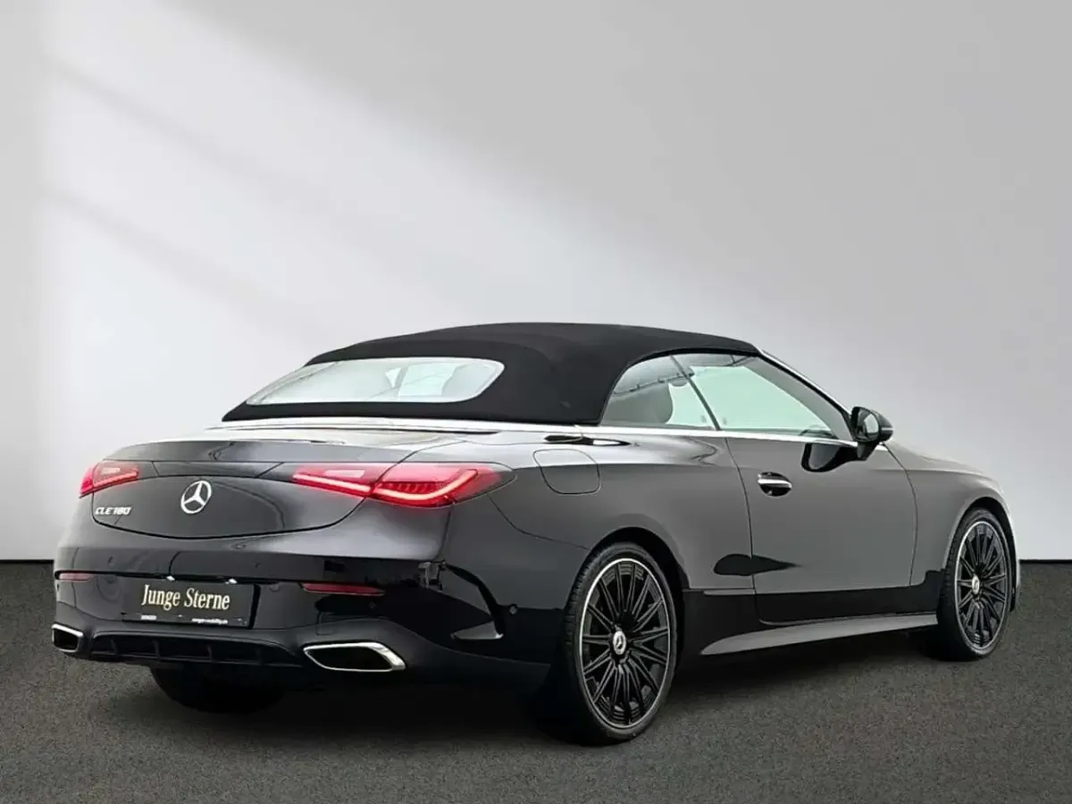 Gebraucht Mercedes CLE180 Advanced 170 PS (125 kW) 2025 Schwarz Cabrio