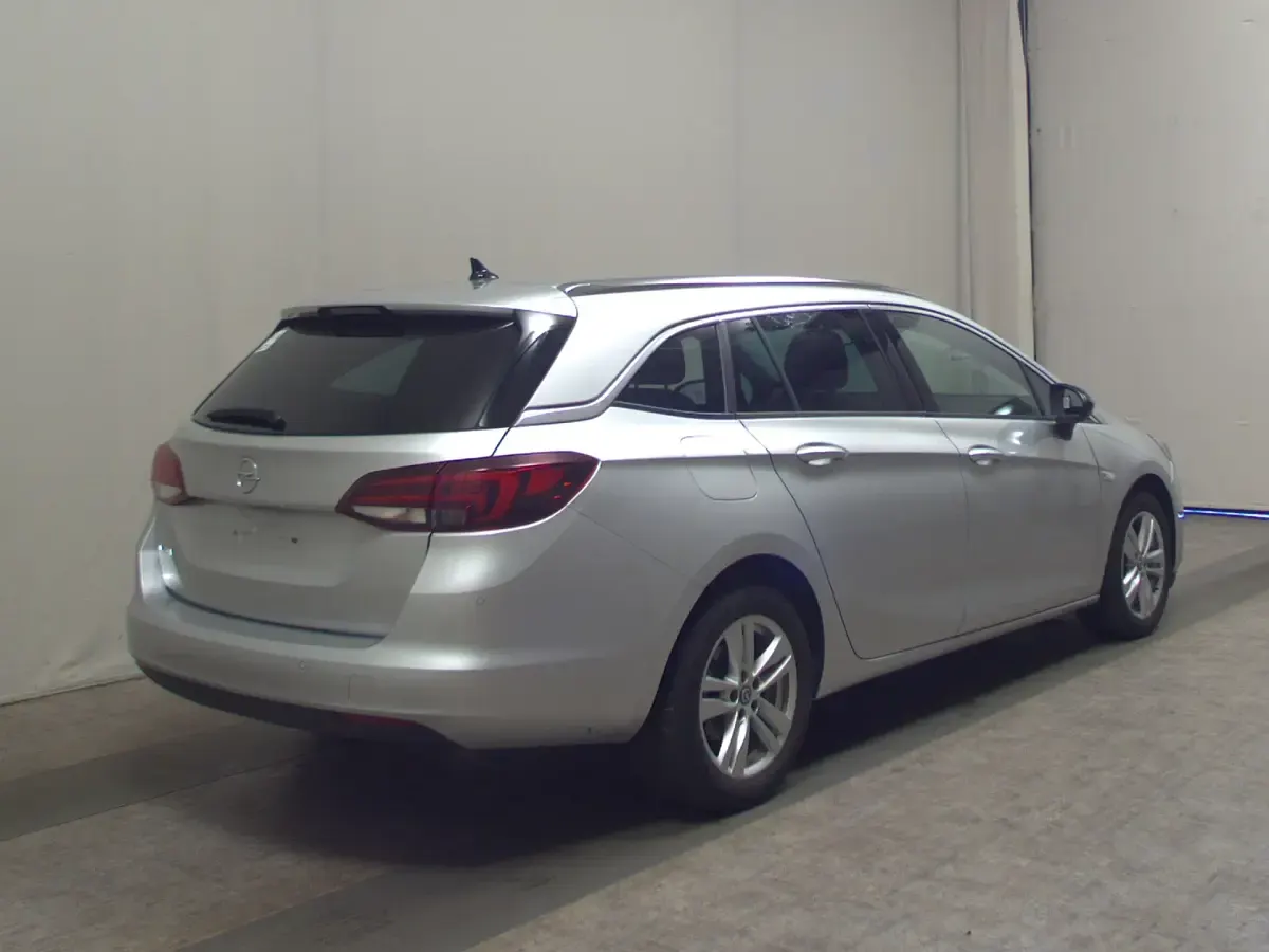 Gebraucht Opel Astra Elegance 122 PS (89 kW) 2022 Silber Kleinwagen