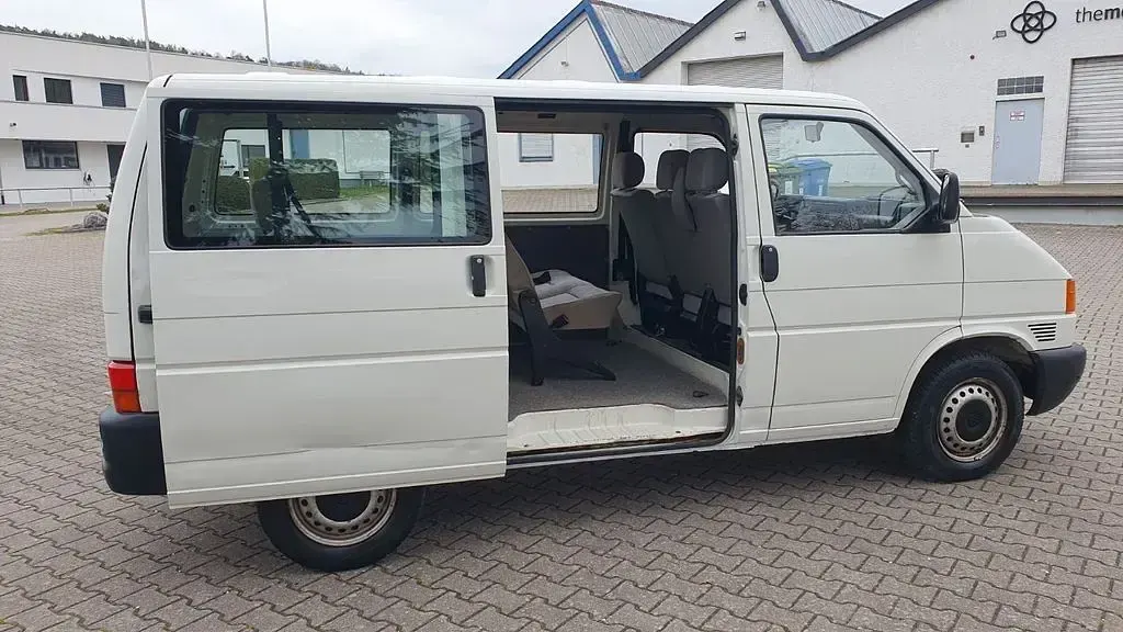 Gebraucht VW Caravelle 84 PS (61 kW) 1998 Weiß Van