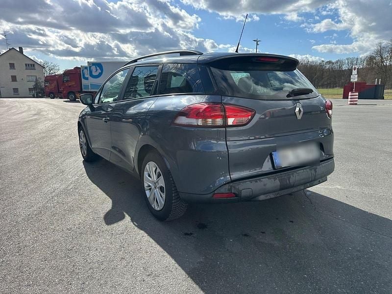 Gebraucht Renault Clio IV Life 75 PS (55 kW) 2016 Grau Kleinwagen