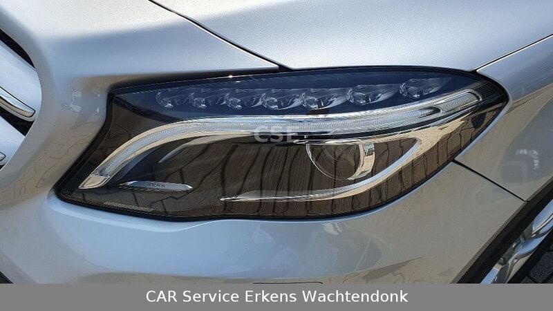 Gebraucht Mercedes GLA200 156 PS (114 kW) 2014 Polarsilber  metalliclack SUV