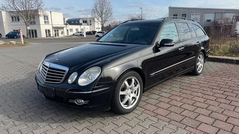 Gebraucht Mercedes E350 272 PS (200 kW) 2008 Schwarz Kombi