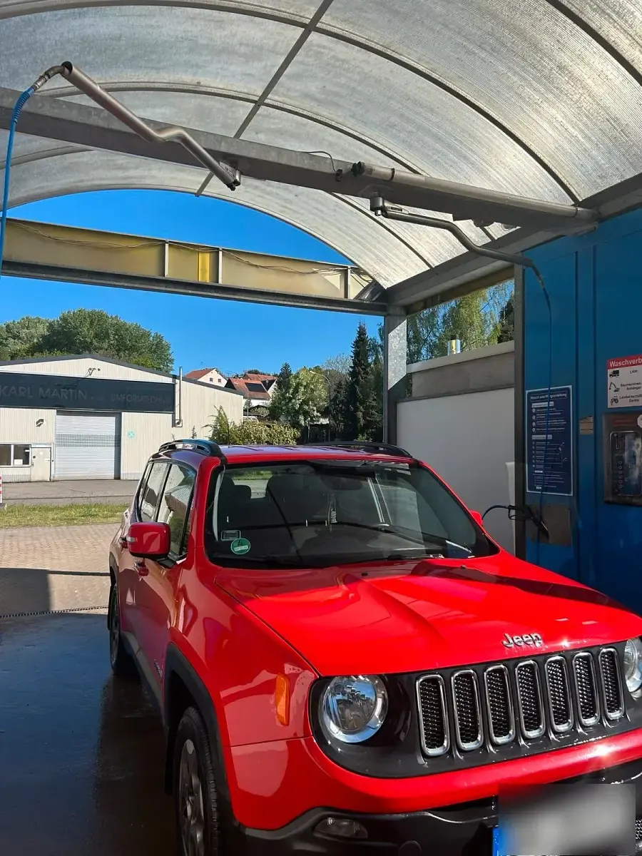 Gebraucht Jeep Renegade 110 PS (80 kW) 2016 Rot SUV