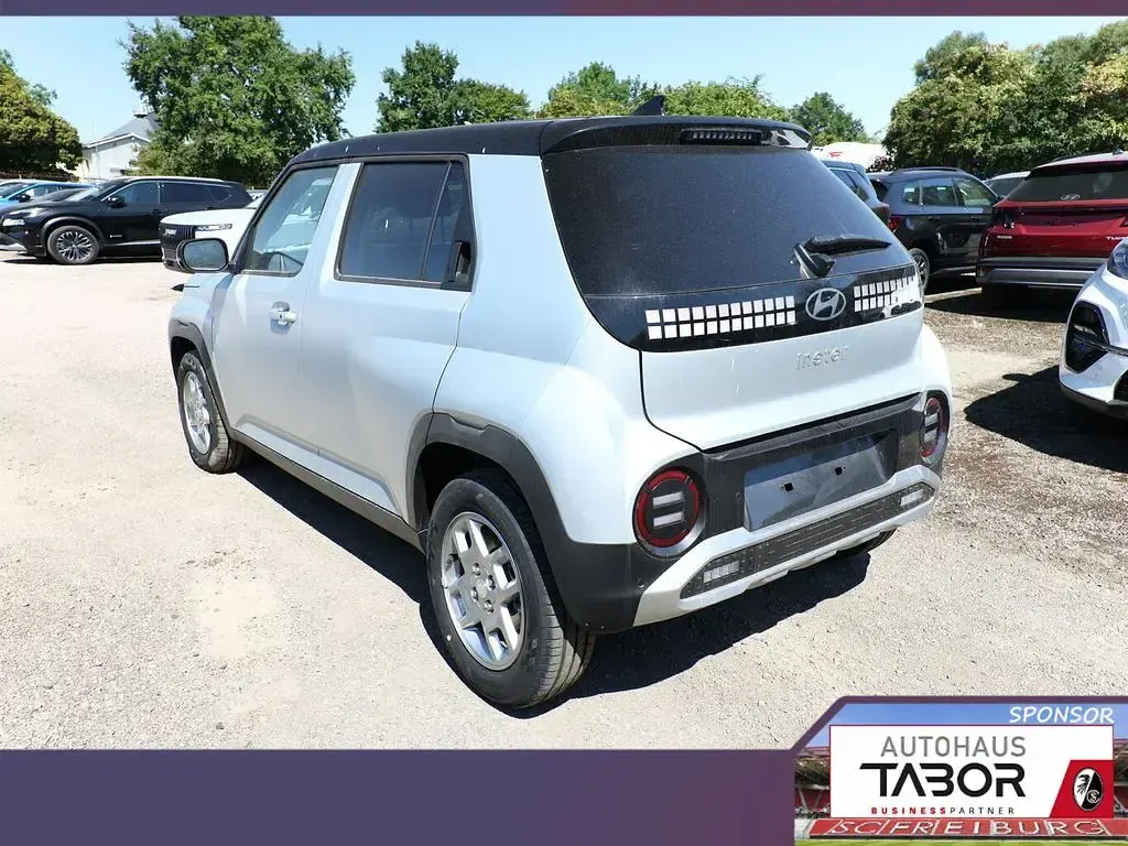 Neu Hyundai Inster 71 kW (97 PS) 2026 Atlas white / dachfarbe schwar Kleinwagen
