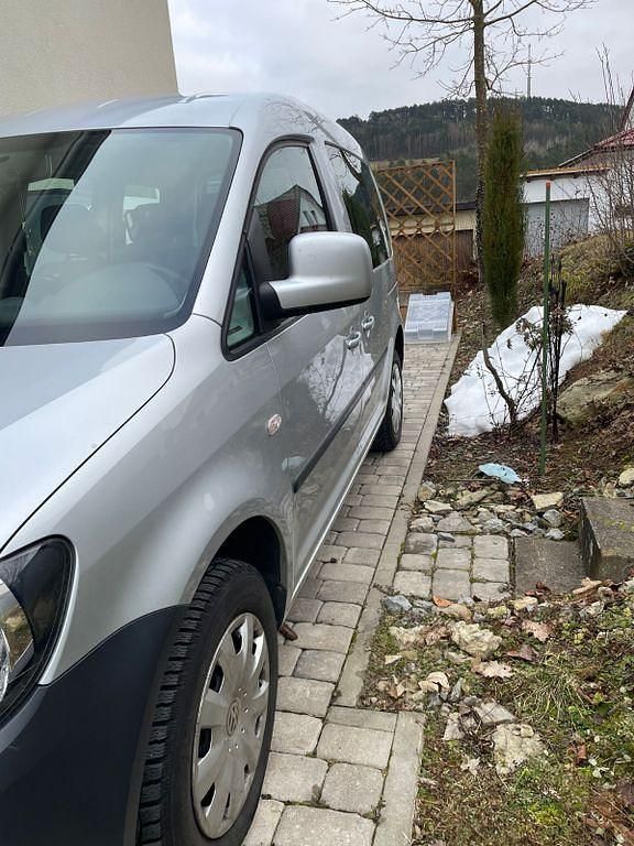 Gebraucht VW Caddy 102 PS (75 kW) 2010 Silber Van / Kleinbus