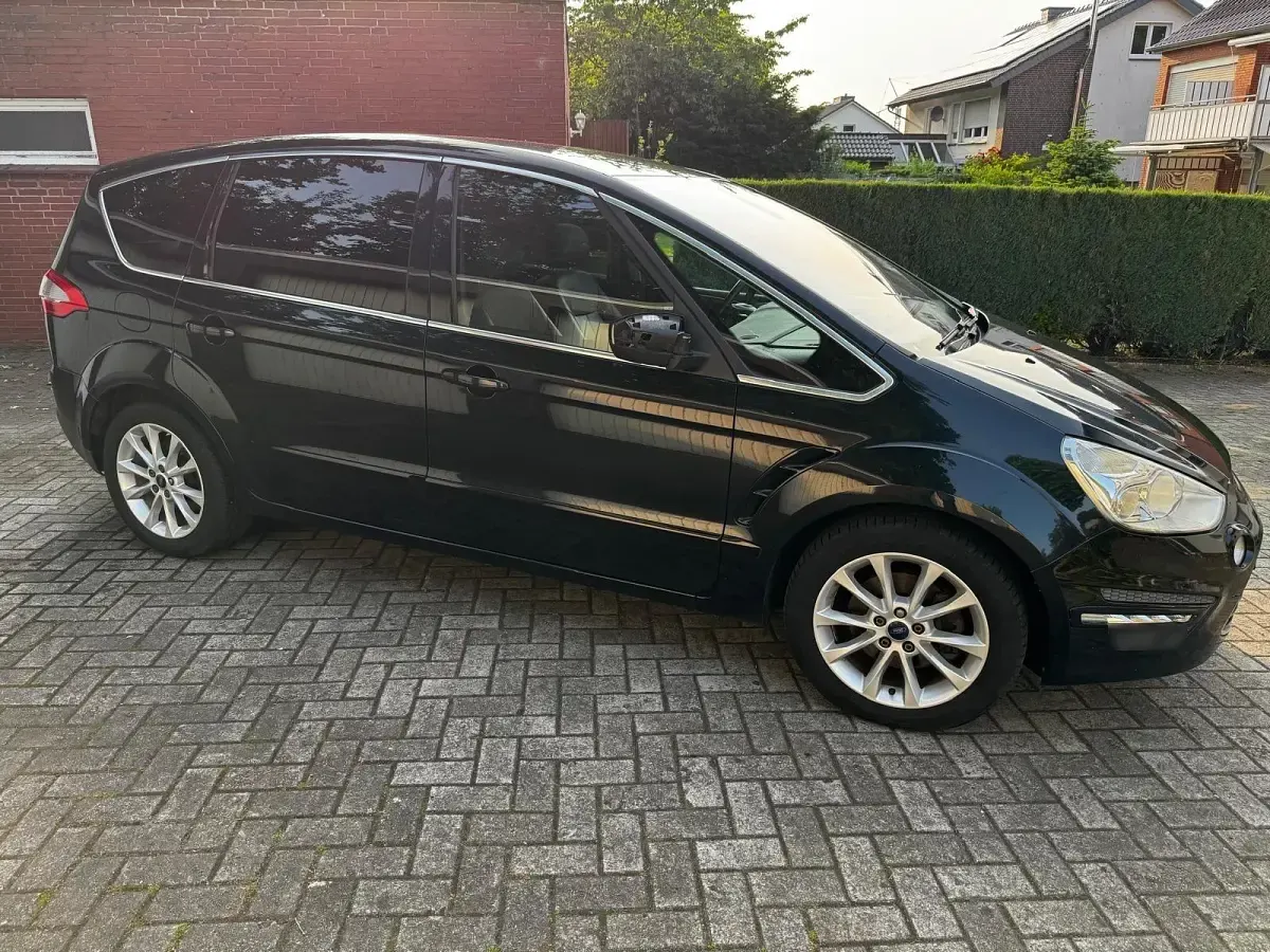 Gebraucht Ford S-MAX S 2011 Schwarz Van / Kleinbus