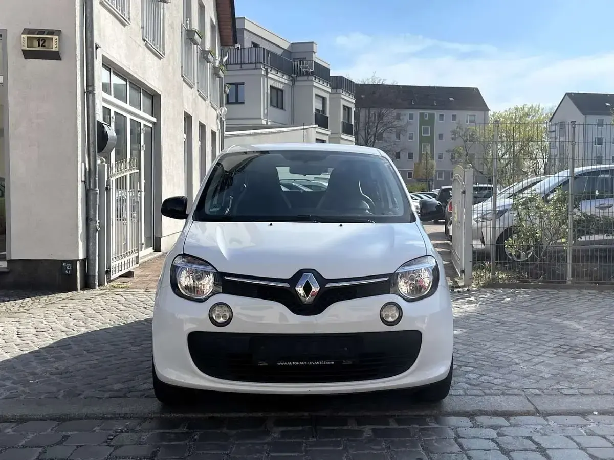 Gebraucht Renault Twingo LIMITED 71 PS (52 kW) 2018 Weiß Kleinwagen