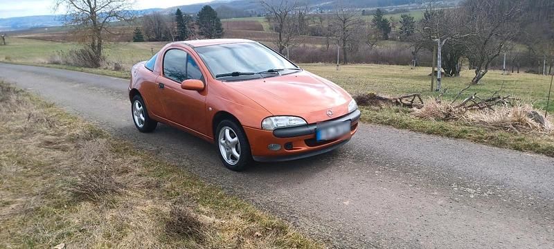 Gebraucht Opel Tigra 107 PS (78 kW) 1995 Orange Coupé