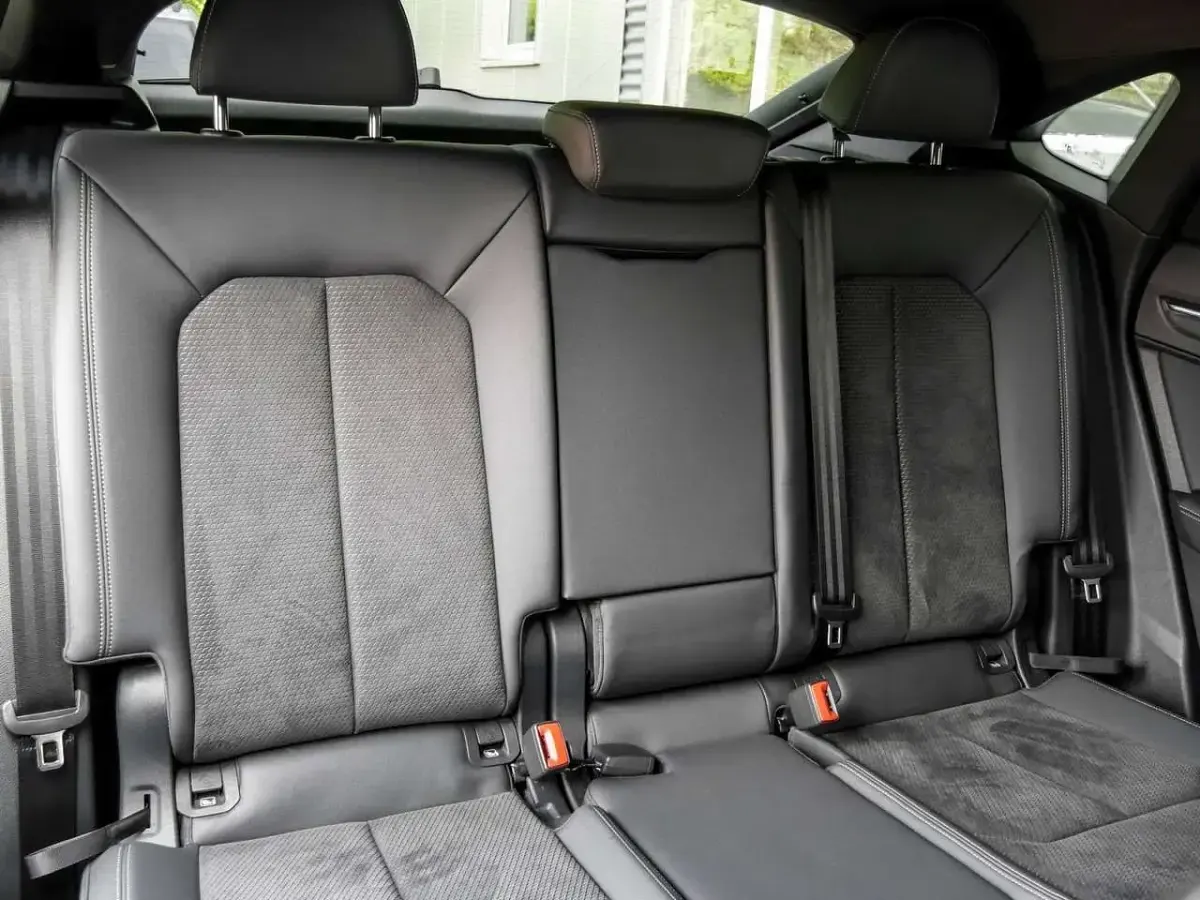 Gebraucht Audi Q3 S-Line 245 PS (180 kW) 2022 Mythosschwarz metallic SUV
