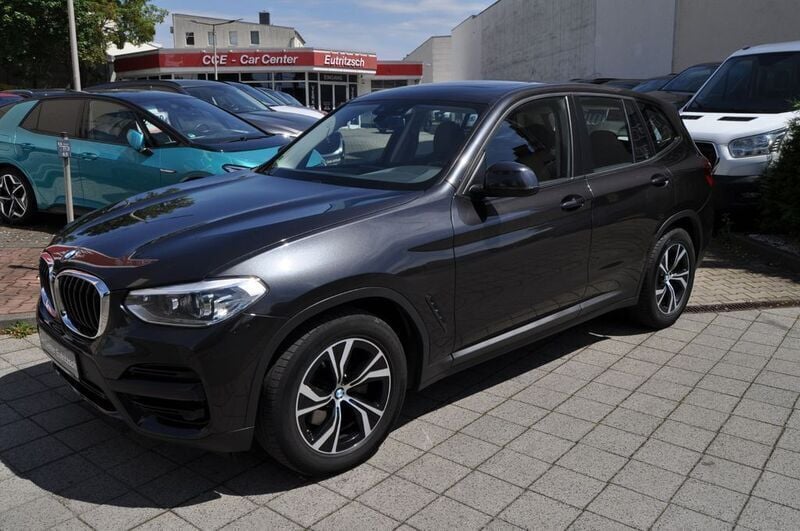 Grau Gebraucht 2019 BMW X3 Sport Line SUV | 19.990 € (Guter Preis) - Bild 1/4