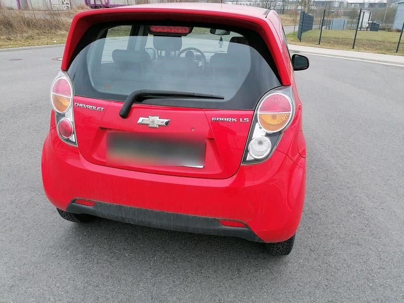 Gebraucht Chevrolet Spark 68 PS (50 kW) 2012 Rot Kleinwagen