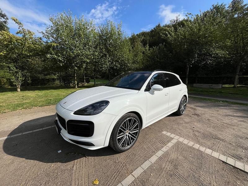 Weiß Gebraucht 2019 Porsche Cayenne Sport SUV | 49.500 € (Teuer) - Bild 1/4