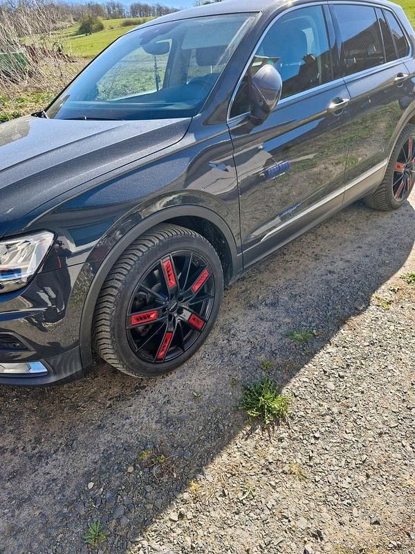 Gebraucht VW Tiguan 179 PS (131 kW) 2017 Grau SUV