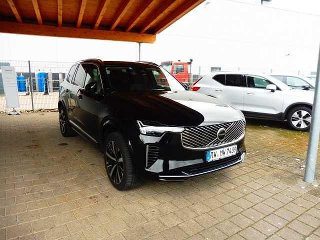 Gebraucht Volvo XC90 Core 250 PS (183 kW) 2025 Onyx black / metallic SUV