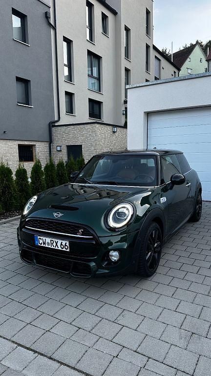 Grün Gebraucht 2018 Mini John Cooper Works Kleinwagen | 17.800 € (Guter Preis) - Bild 1/4