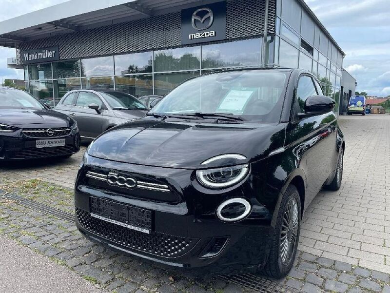 Schwarz Gebraucht 2022 Fiat 500e Icon Limousine | 16.490 € (Superpreis) - Bild 1/4