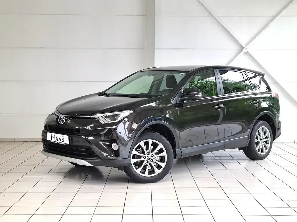 Gebraucht Toyota RAV4 Edition 152 PS (111 kW) 2016 Braun SUV