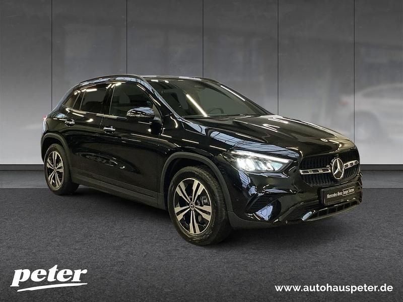Gebraucht Mercedes GLA220 Progressive 190 PS (139 kW) 2026 Metalliclack kosmosschwarz SUV