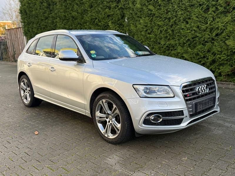 Silber Gebraucht 2013 Audi SQ5 Exclusive SUV | 14.999 € - Bild 1/4