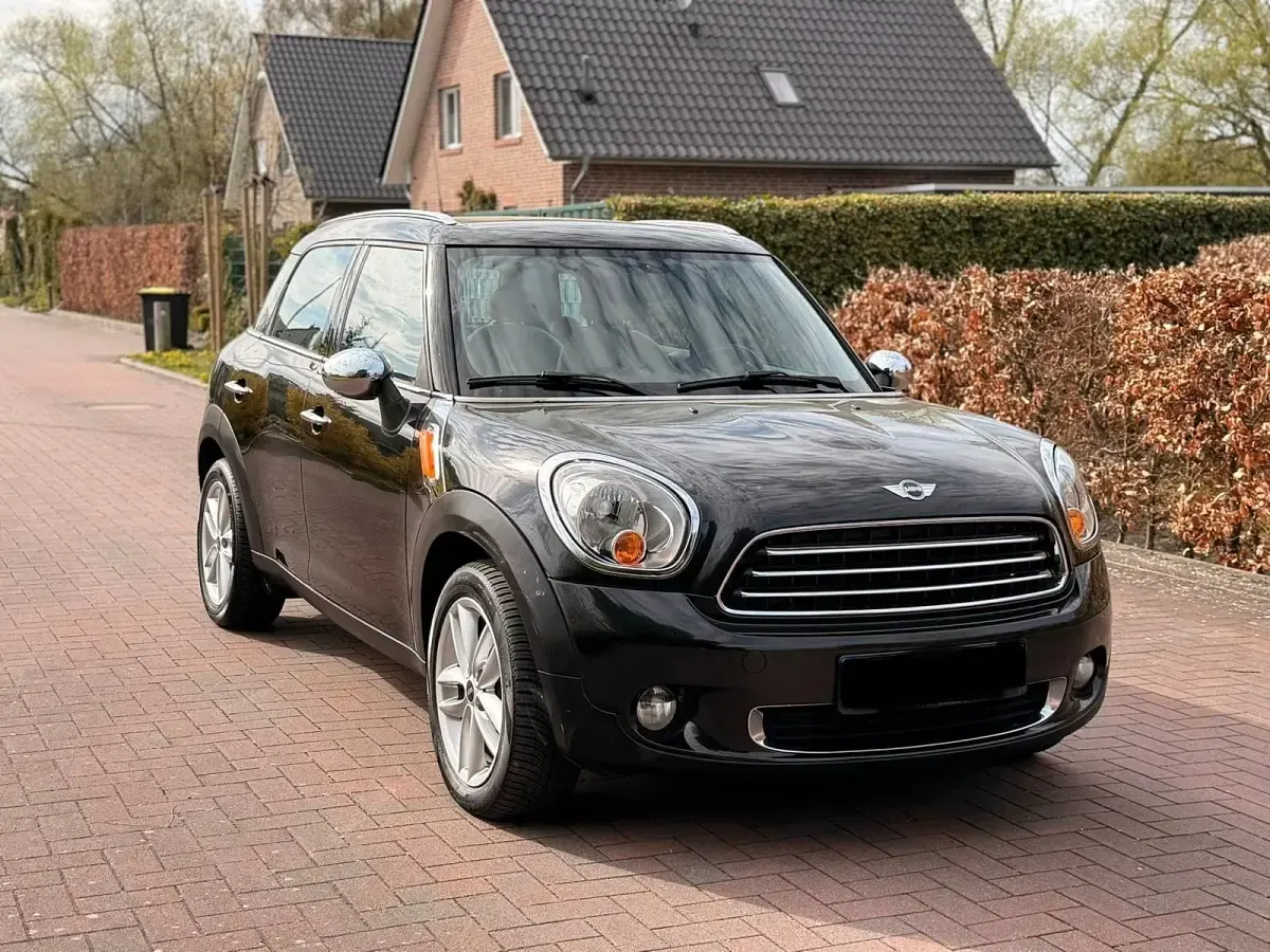 Usado Mini Countryman 122 HP (89 kW) 2012 Preto SUV