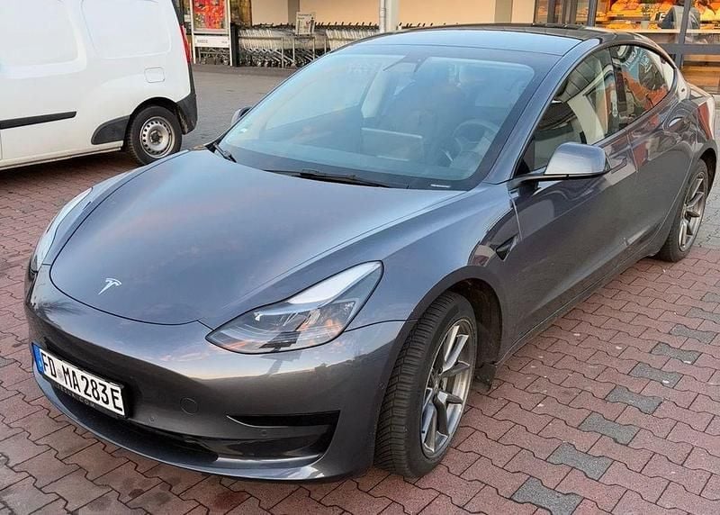Gebraucht Tesla Model 3 Standard Range Plus 225 kW (306 PS) 2021 Grau Limousine