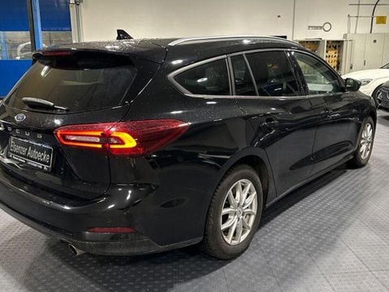 Gebraucht Ford Focus 120 PS (88 kW) 2022 Andere Limousine