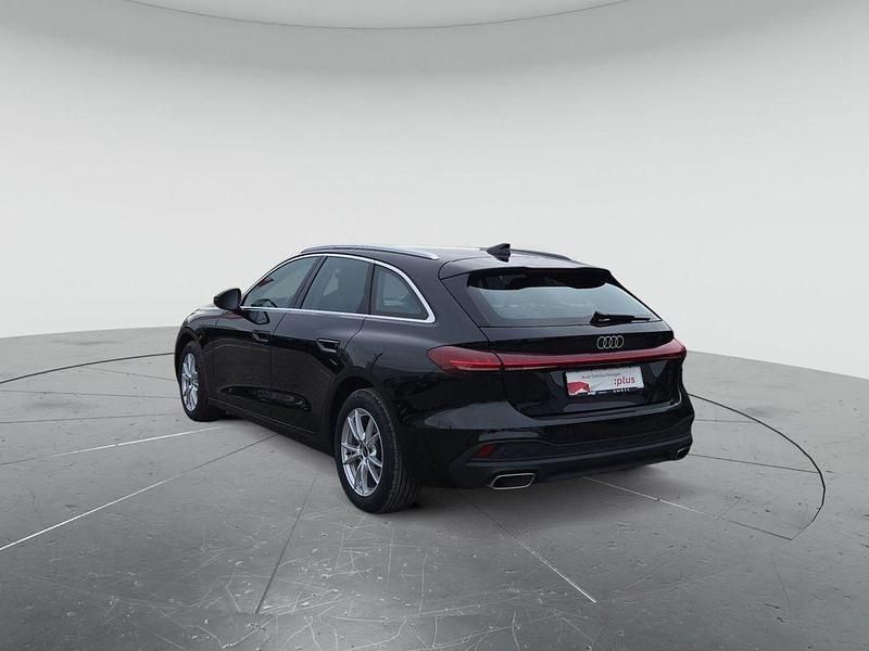 Gebraucht Audi A5 Sport 204 PS (150 kW) 2025 Mythosschwarz metallic Kombi