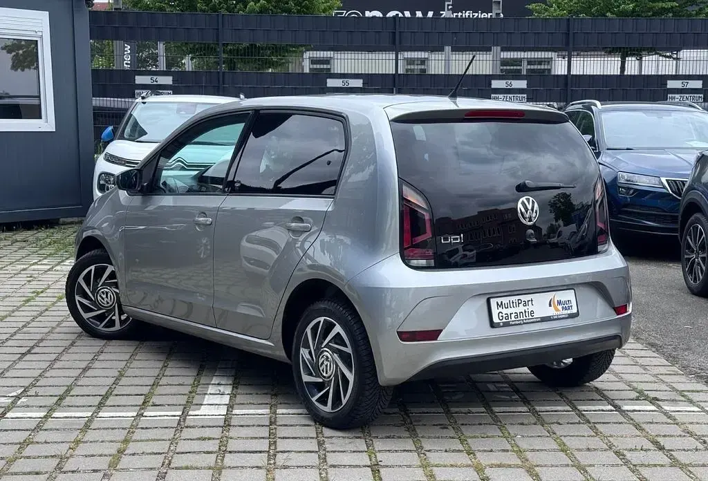 Gebraucht VW up! Sound 68 PS (50 kW) 2017 Silber Kleinwagen