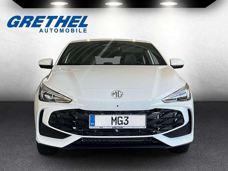 Neu MG MG3 Luxury 102 PS (75 kW) 2025 Dover white Kleinwagen