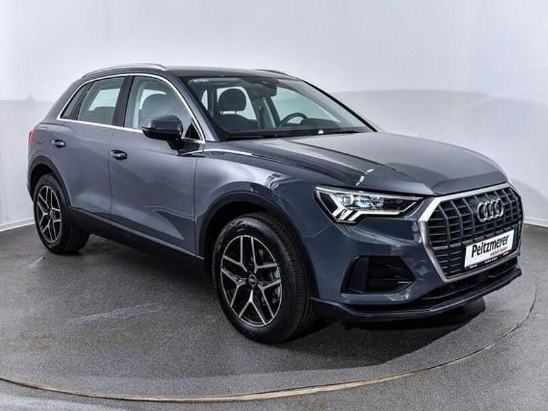 Gebraucht Audi Q3 Ambiente 150 PS (110 kW) 2019 Andere SUV