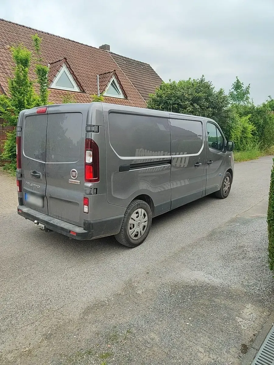 Gebraucht Fiat Talento 145 PS (106 kW) 2017 Grau Van / Kleinbus