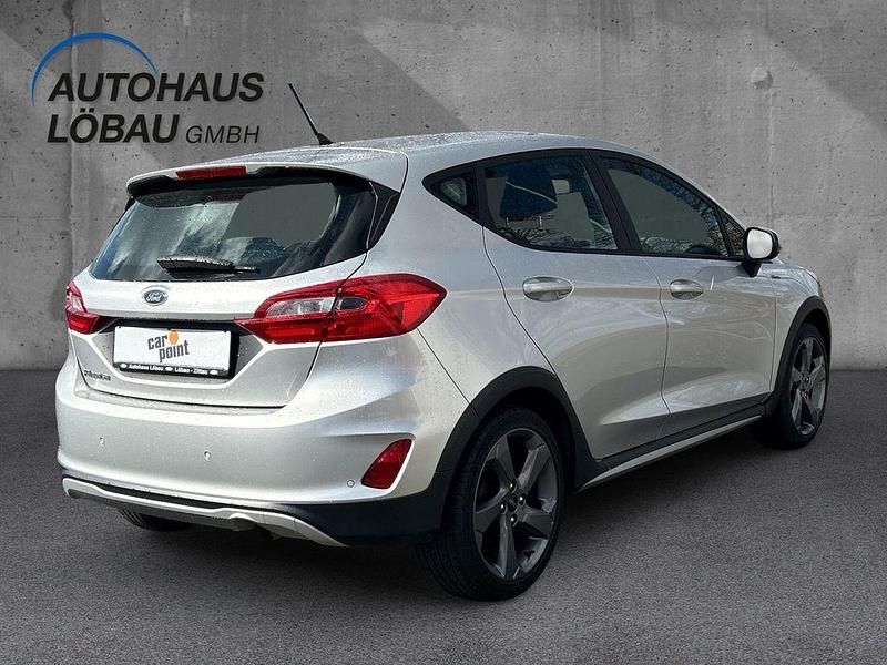 Usata Ford Fiesta Active 101 CV (74 kW) 2018 Argento Utilitaria