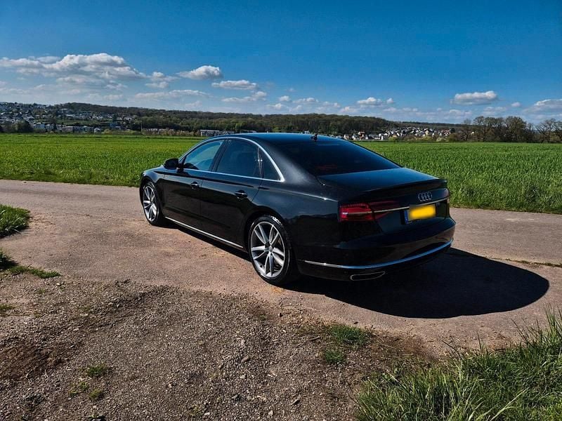 Second-hand Audi A8 262 CP (192 kW) 2015 Negru Berlinǎ