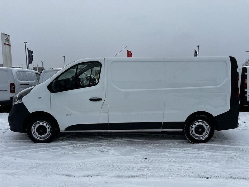 Gebraucht Opel Vivaro 90 PS (66 kW) 2015 Weiß Van / Kleinbus