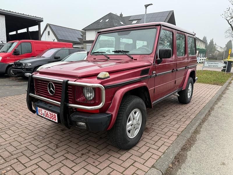Rot Gebraucht 1991 Mercedes G300 SUV | 17.590 € - Bild 1/4