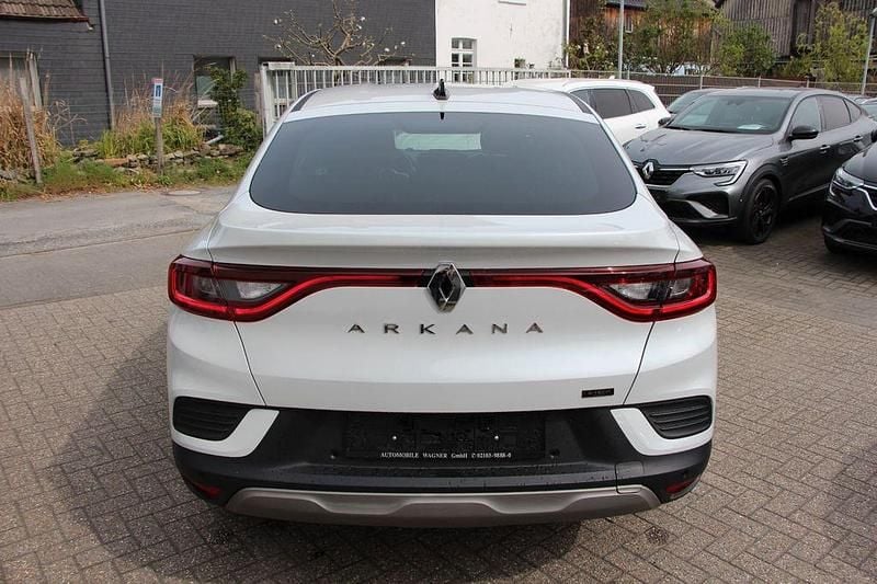 Gebraucht Renault Arkana Techno 143 PS (105 kW) 2022 Weiß SUV