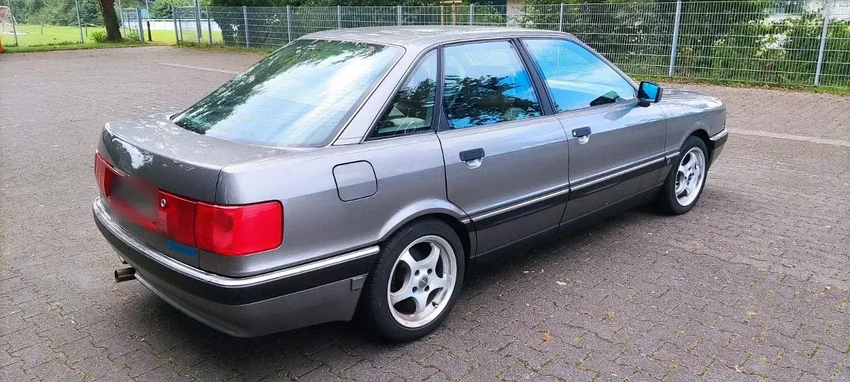 Gebraucht Audi 90 Performance 116 PS (85 kW) 1990 Grau Limousine