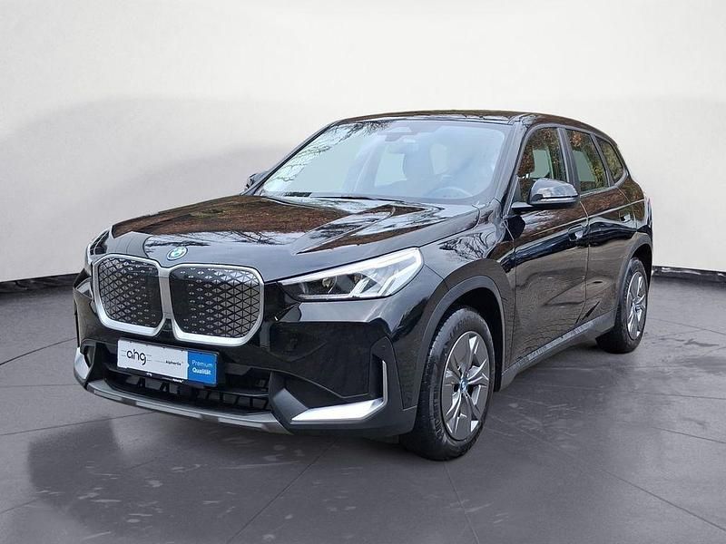 Gebraucht BMW iX1 Performance 230 kW (313 PS) 2023 Schwarz SUV