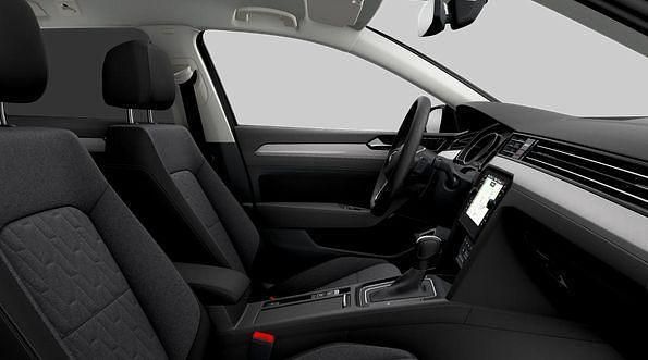 Gebraucht VW Passat Business 150 PS (110 kW) 2022 Deep black perleffekt Kombi