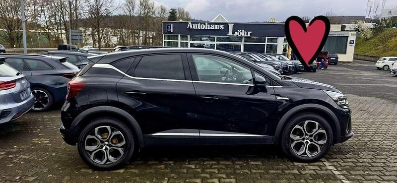 Gebraucht Renault Captur Techno 140 PS (102 kW) 2022 Sternenschwarz SUV