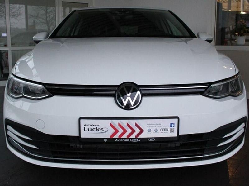 Gebraucht VW Golf VIII 149 PS (109 kW) 2024 Weiss